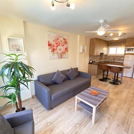 Modern 1 Bedroom Seaside Apartment With Pool Fuengirola Zewnętrze zdjęcie